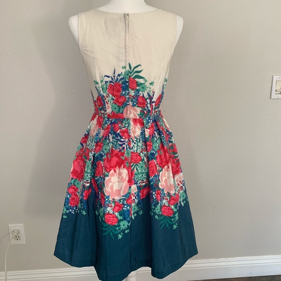 ModCloth Floral Dress (SOLD) - Picture 3 of 5